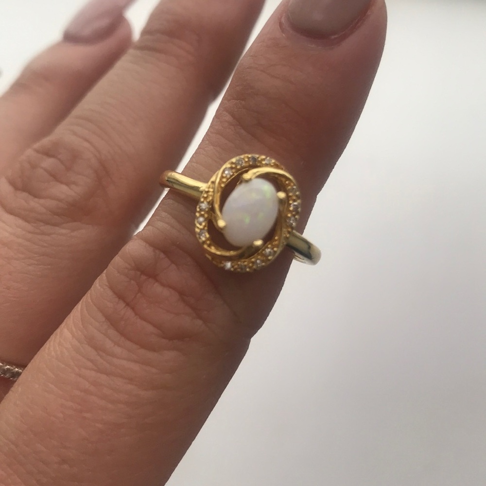 14k Gold Opal Ring
